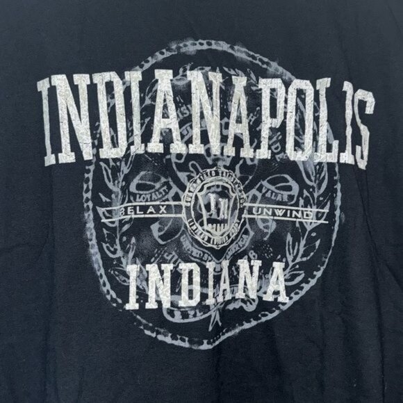 Indianapolis Indiana Graphic T-Shirt Black Gildan Heavy Cotton M - Picture 2 of 6